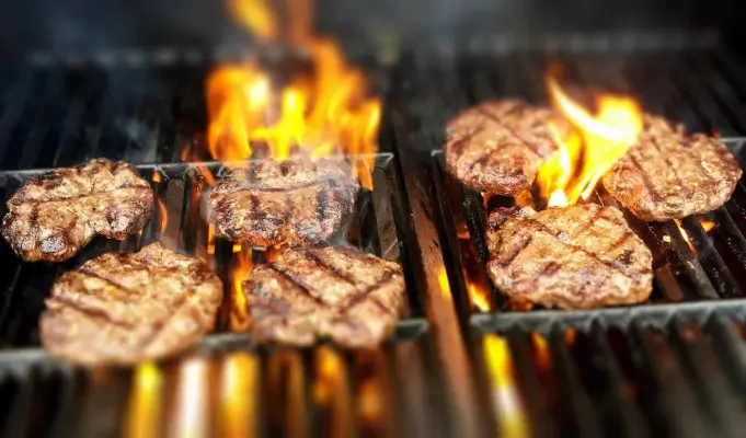 Hamburguesas a la parrilla