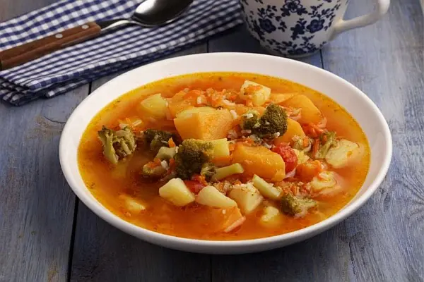 Minestrone-Sopa